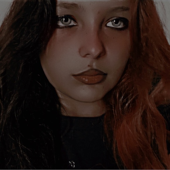 Meet your Posher, Roxanne - Picture 1 of 1